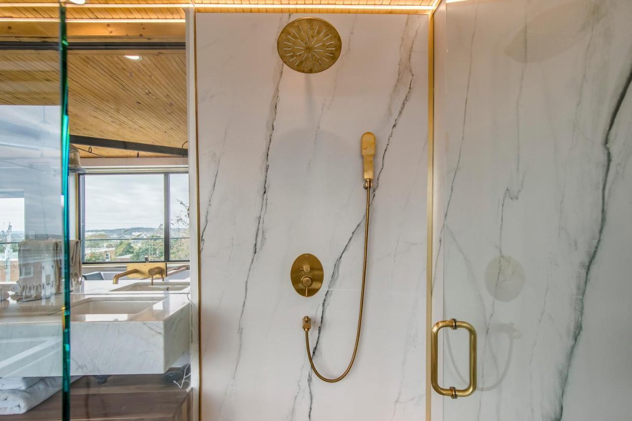 The Halifax Rooftop - Cozy Spa B&B Bagian luar foto