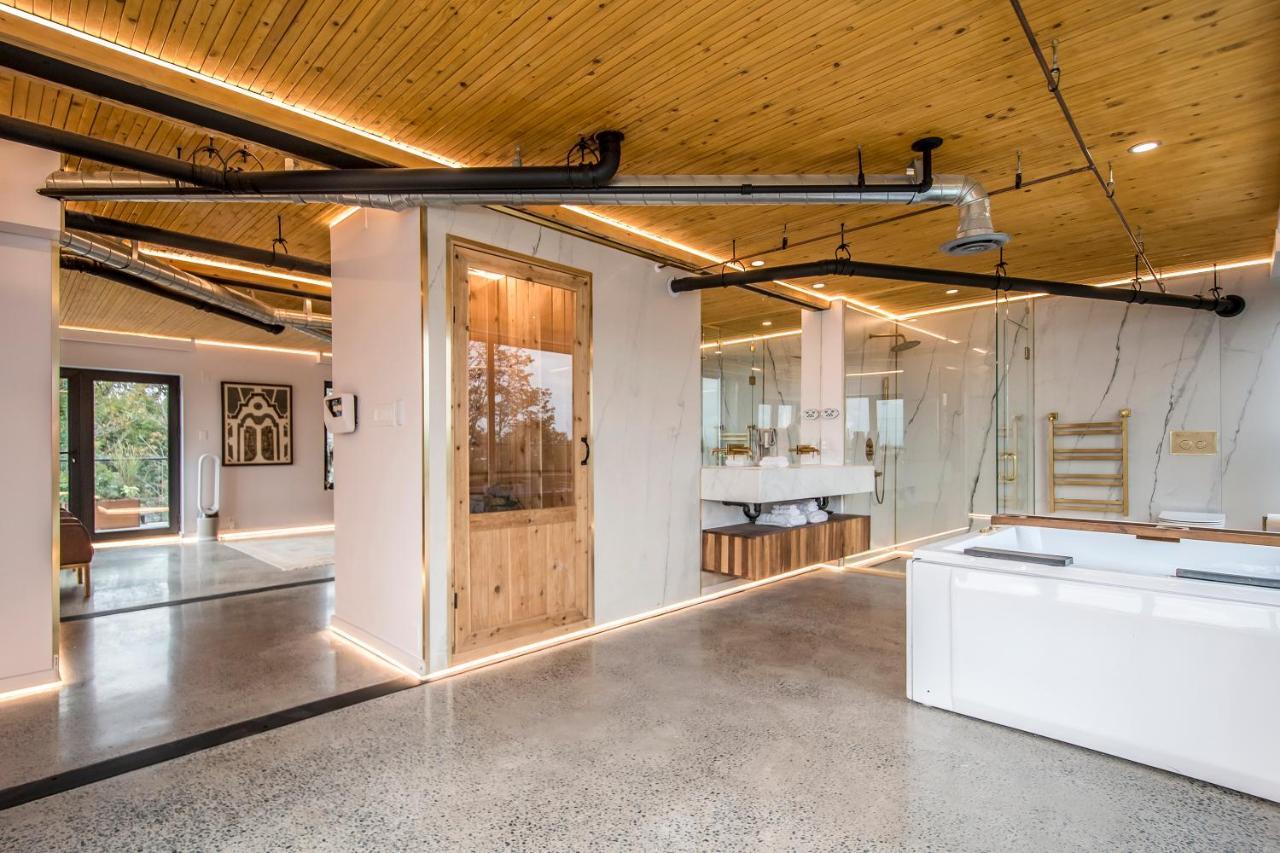 The Halifax Rooftop - Cozy Spa B&B Bagian luar foto